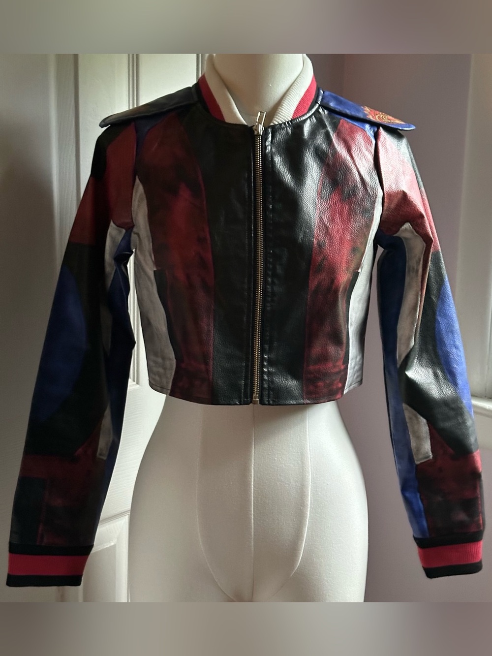 DESCENDANTS DISNEY Black, Red, Blue Cropped Colorblock Costume Jacket Sz 13